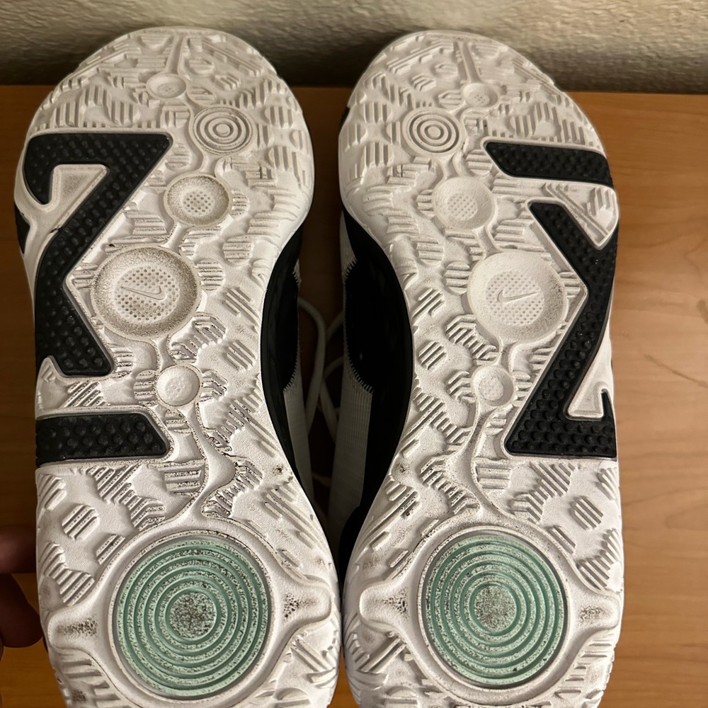 PG 6 B&W / Mint - Picture 5 of 5